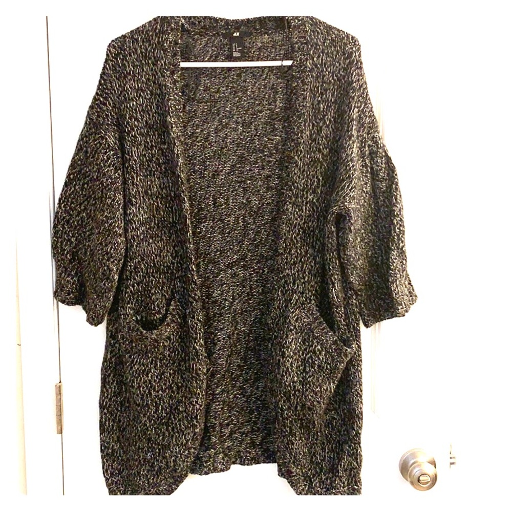 Cropped sleeve cardigan